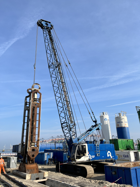 CB-wand verbreding Yangtzekanaal Rotterdam