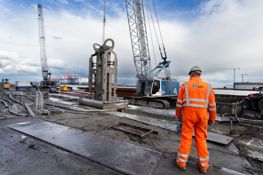 VSF rondt dichtingswand voor uitbreiding Yangtzekanaal af